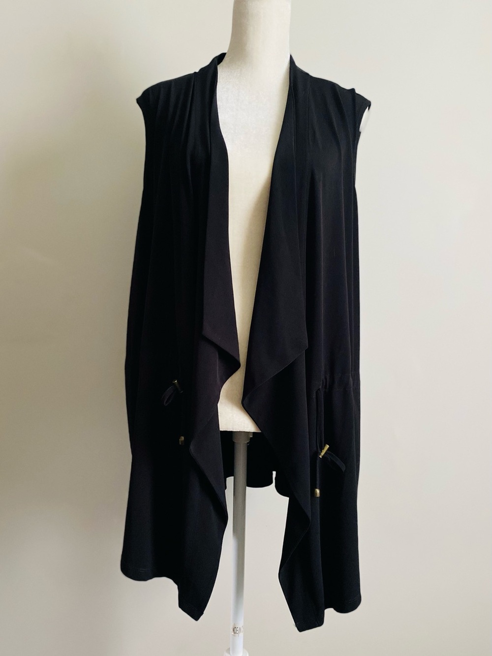 Susan Graver Everyday Liquid Knit Black Vest 2X Lagenlook Chic Casual Travel
